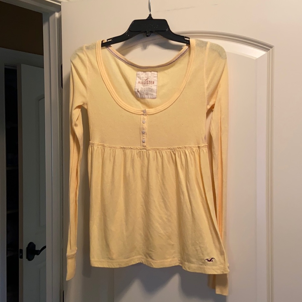 Says large. But Hollister runs very small.